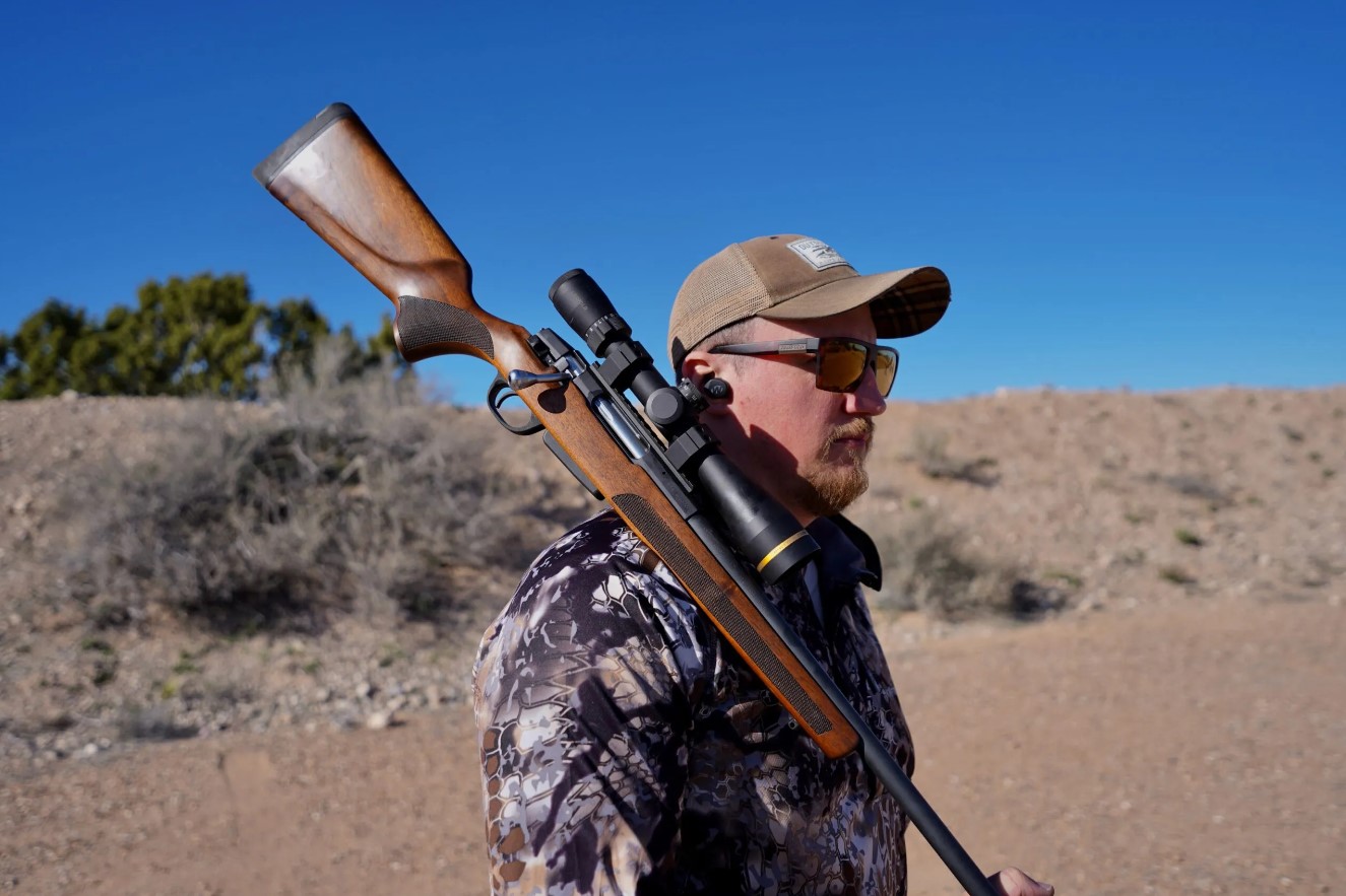 Essential Criteria for Choosing the Right Hunting Rifle