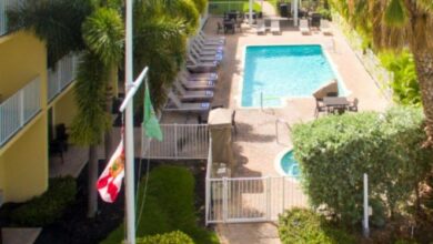 Romantic Beachfront Hotels in St. Petersburg FL for Couples